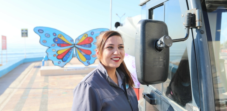 Mezitli’nin sokakları 7 yıldır kadın eliyle temizleniyor