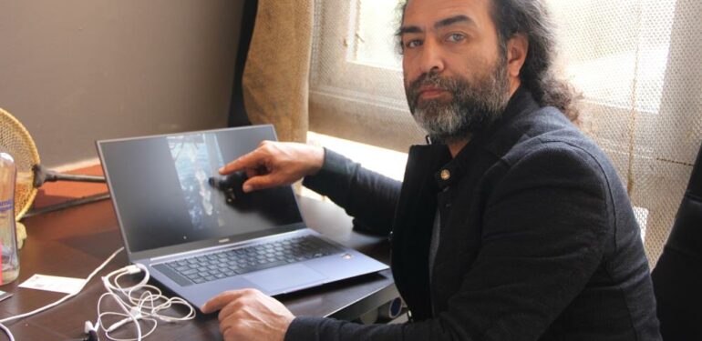 Doğu Akdeniz’de yoğunlaşan denizanaları, balıkçıların kabusu oldu