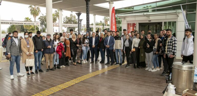 Öğrenciler, Mersin tarihini dinledi