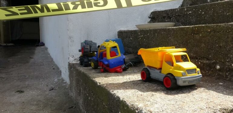 Mersin’de yangın: 3 yaşındaki çocuk hayatını kaybetti