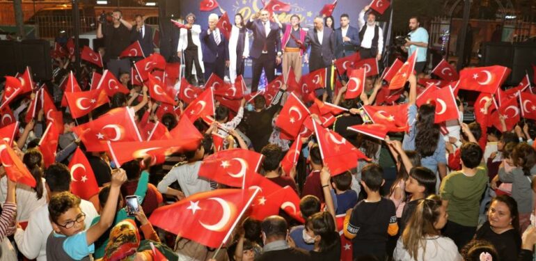 Toroslar’da Ramazan coşkusu sürüyor