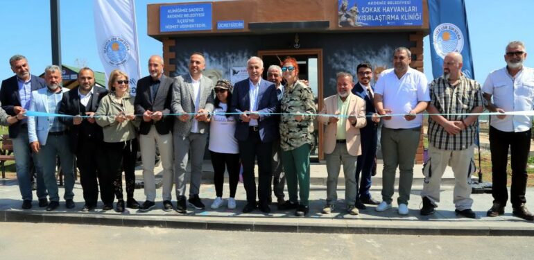 Akdeniz Belediyesi Sokak Hayvanlarını Kısırlaştırma Kliniği açıldı