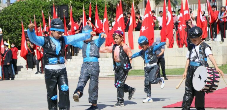 Mersin’de 23 Nisan coşkusu