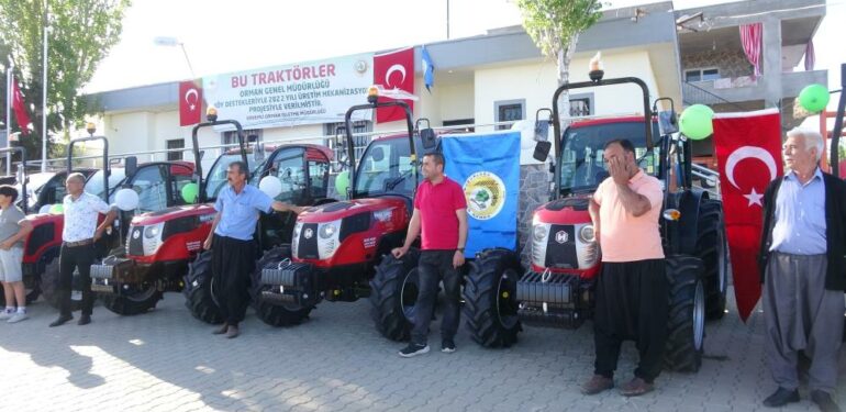 Çiftçiye hibe destekli traktör