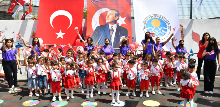 Münir Özkul Kreşinde 23 Nisan coşkusu