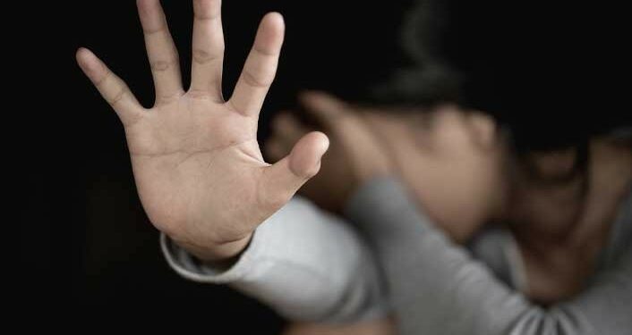 Öz kızını tecavüz etti, “rızası var” denilerek verilen hapis cezası bozuldu