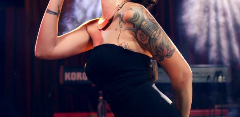 Melek Mosso, festivalde Mersinli hayranlarıyla buluşacak