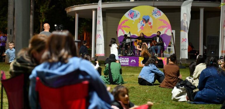 Mersin’de bahar konserleri başladı