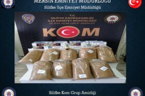 MERSİN'DE GÜMRÜK KAÇAĞI SİGARA OPERASYONU