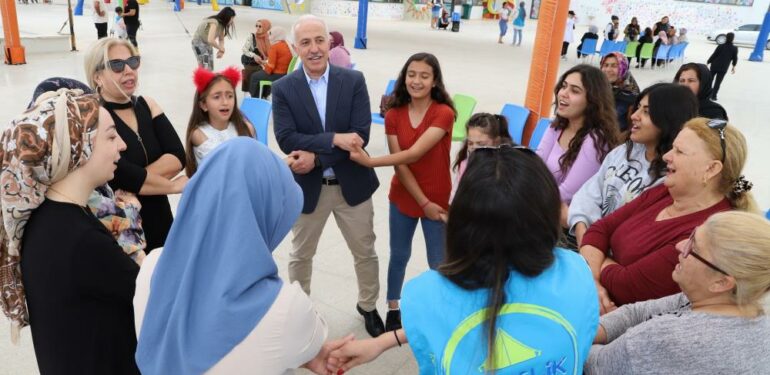 Başkan Gültak, Kapızlı Kampındaki kadınlarla buluştu