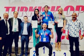 AKDENİZ'İN DEMİR YUMRUKLARI DÜNYA KUPASINA DAMGA VURDU