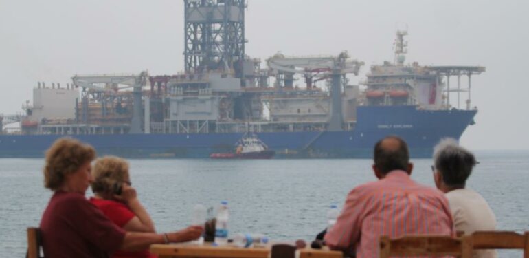 Türkiye’nin 4’üncü sondaj gemisi vatandaşları duygulandırdı