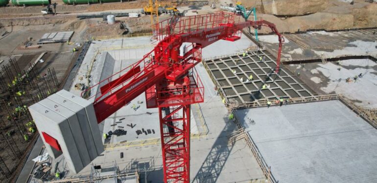 4’üncü ünitede beton dökme işlemi başladı