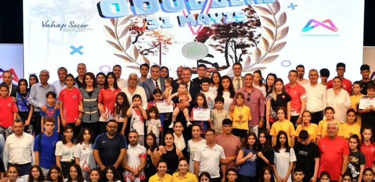 Mersin’de sporcu ve antrenörlere ödül
