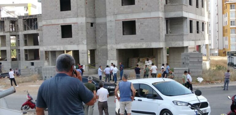 İnşaatın 11’inci kattan düşen işçi hayatını kaybetti