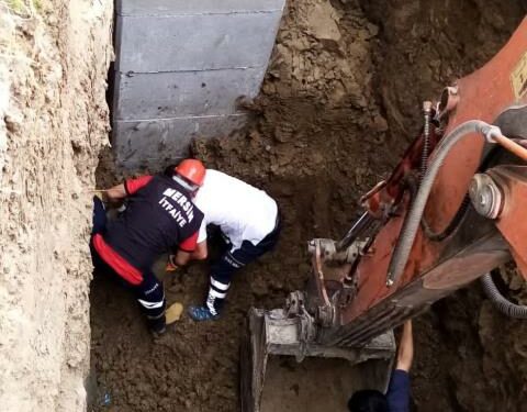 Göçük altında kalarak hayatını kaybetti