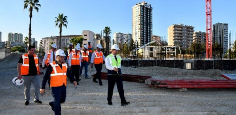 Vali Pehlivan, Müftülük Yerleşkesinde incelemelerde bulundu