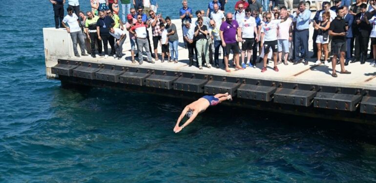 ‘Bayrağımız kulaçlarla Kıbrıs’a etkinliği Anamur’dan start aldı