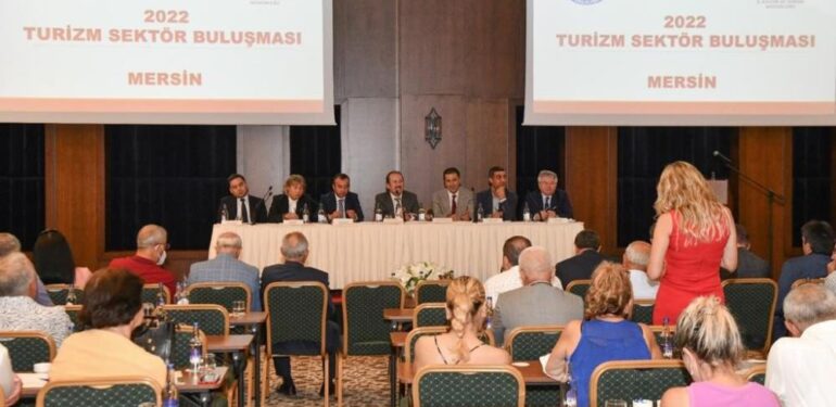 Vali Pehlivan: “Mersin, turizmde avantajlı bir şehir”