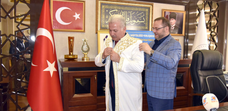 Mersin Müftüsü Yığman, görevine başladı