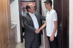 VALİ PEHLİVAN SINAVDA TÜRKİYE 9'UNCUSU TÜKENMEZ'İ TEBRİK ETTİ