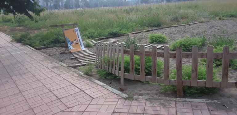 Mezitli’de köpek gezdirme alanına saldırı yapıldı