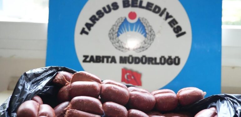 Dana sucuğundan tavuk eti çıktı