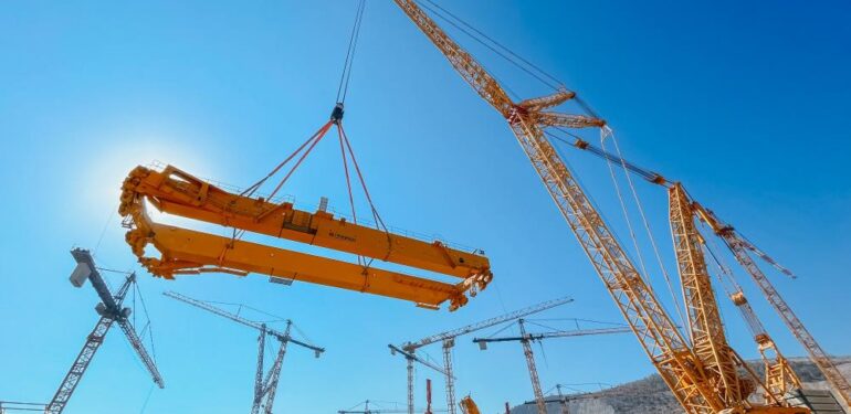 Akkuyu NGS’nin 1’inci güç ünitesinde kutup vincinin montajı yapıldı