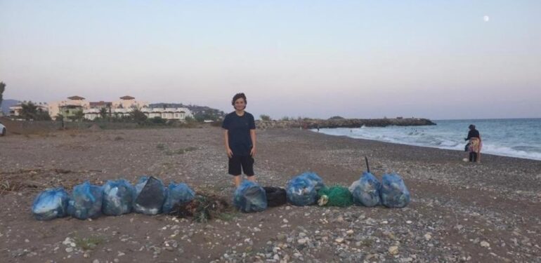 Çevreci öğrenci ödüllendirildi