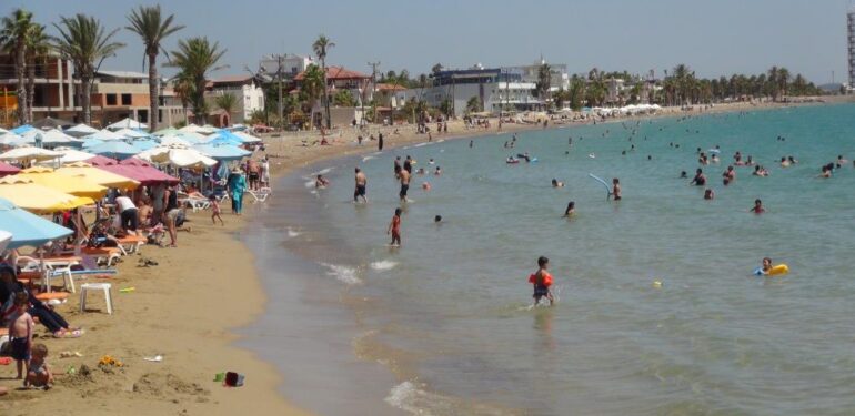 Mersin’e Rus bereketi, konaklayacak yer kalmadı