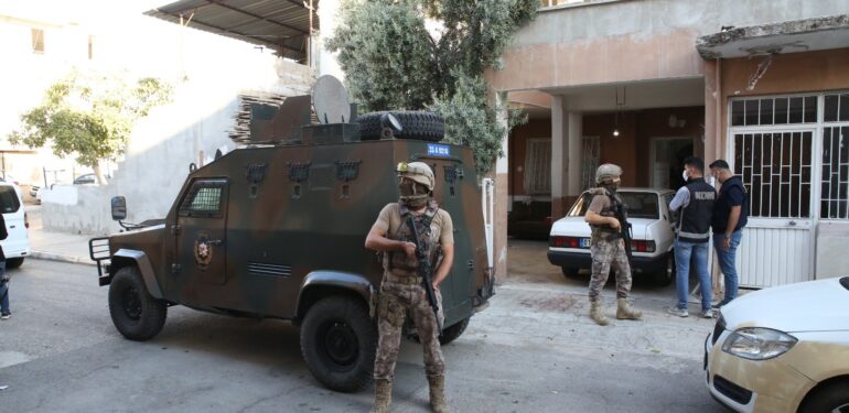 Mersin Emniyetinden nefes kesen uyuşturucu operasyonu