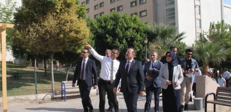 Vali Pehlivan, yurtlarda incelemelerde bulundu