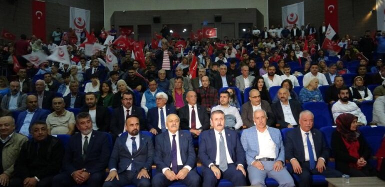 Destici: “Maden patlamasında kusuru olanlar varsa hak ettiği muameleyle yüzleşmeliler”