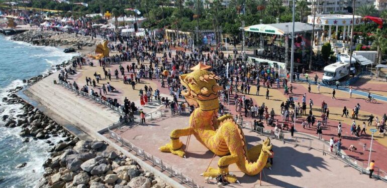 Narenciye Festivali renkli görüntülere sahne oluyor