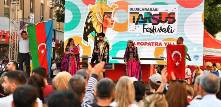 Uluslararası Tarsus Festivali, esnafı sevindirdi