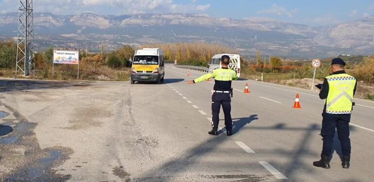 Toplu taşıma araçlarında jandarmadan sivil kıyafetli denetim