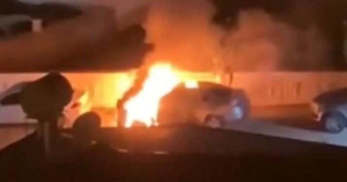 Anamur’da Ülkü Ocağı Başkanı Satar’ın aracı yandı: Kundaklama şüphesi var