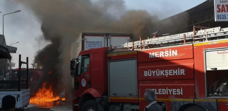 Tır alev alev yandı