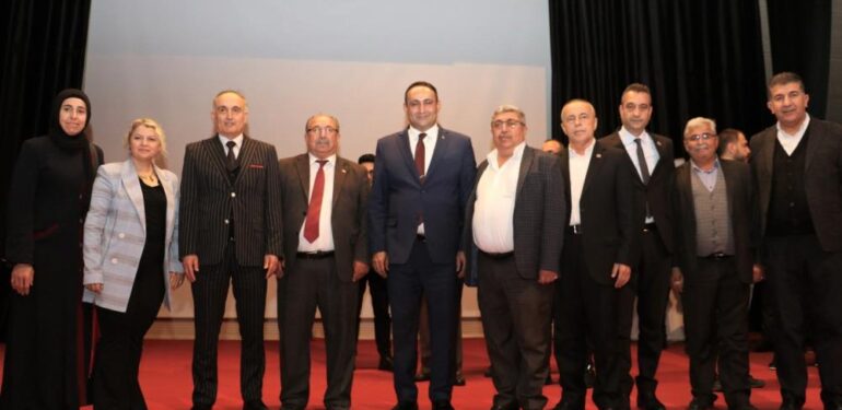 Toroslar’da TSKGV’ye bağış yapanlara madalya verildi