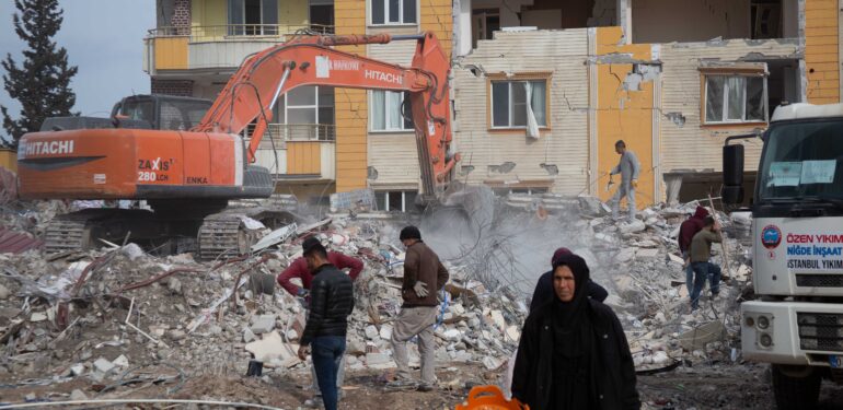 Toparlanma yol haritası çizen UNDP, depremin vurduğu Türkiye için dayanışma çağrısı yaptı