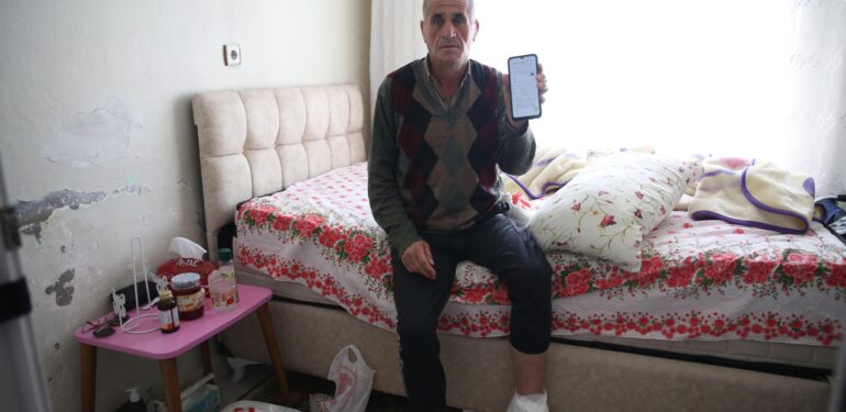 Parası olmadığı için ameliyat etmiyorlar