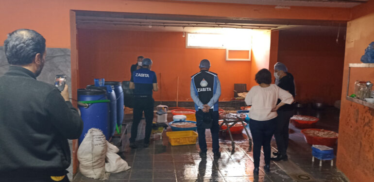 Kaçak sakatat deposuna baskın