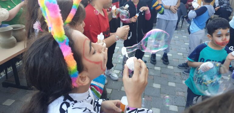 Çocuklara moral etkinliği