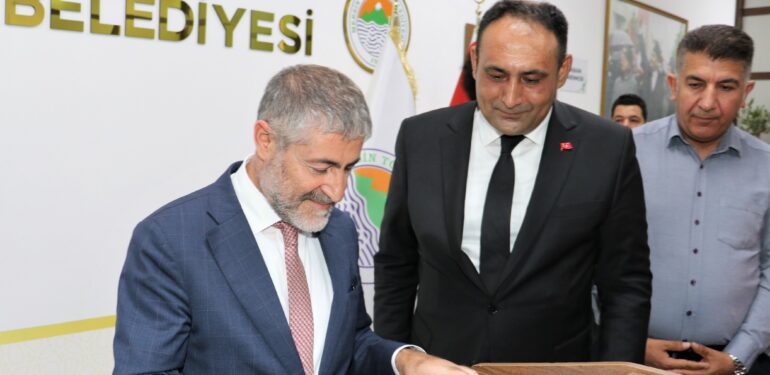 Başkan Yılmaz, Bakan Nebati’yi ağırladı