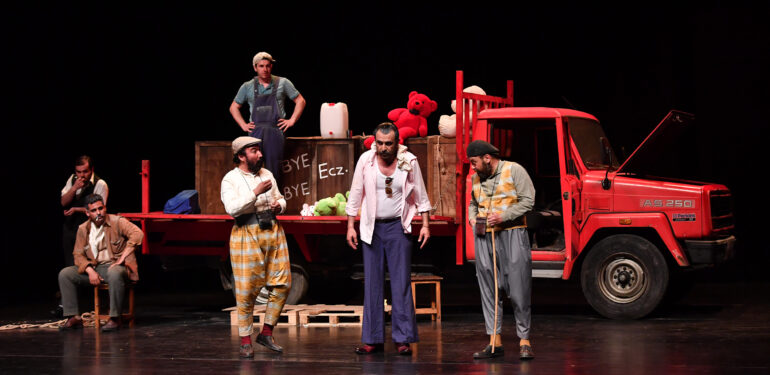 Mersinli tiyatroseverler ‘Kamyon’ oyunu ile buluşuyor
