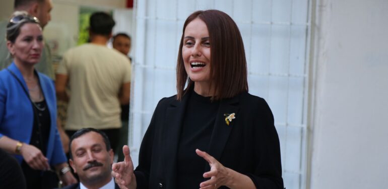 SÖYLEMEZ, “14 MAYIS TÜRK MİLLETİNİN ZİLLET İTTİFAKINDAN KURTULUŞ GÜNÜ OLACAK”