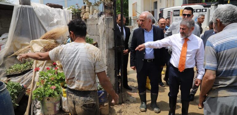 Afetzedelerin hesabına 10 bin TL yatırıldı