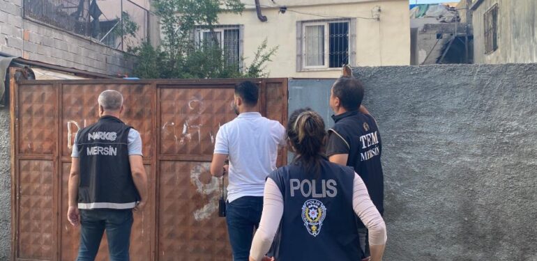 ŞAFAK OPERASYONUNDA 76 KİŞİ GÖZALTINA ALINDI