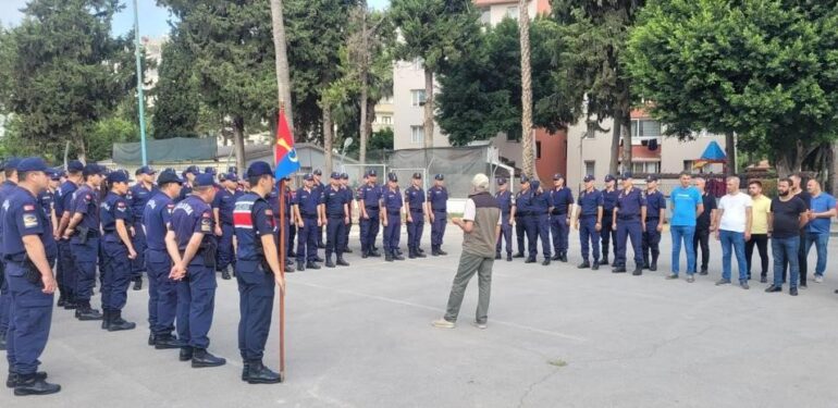 JANDARMA EKİPLERİNE ORMAN YANGINLARIYLA MÜCADELE EĞİTİMİ