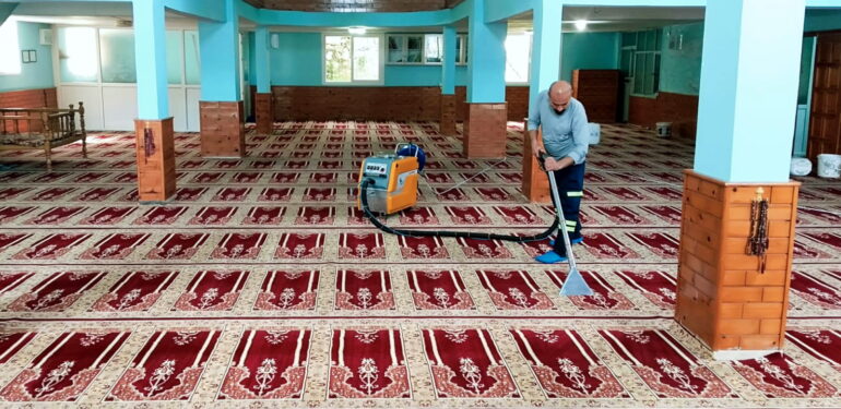 Akdeniz’de ibadethanelere özel bakım